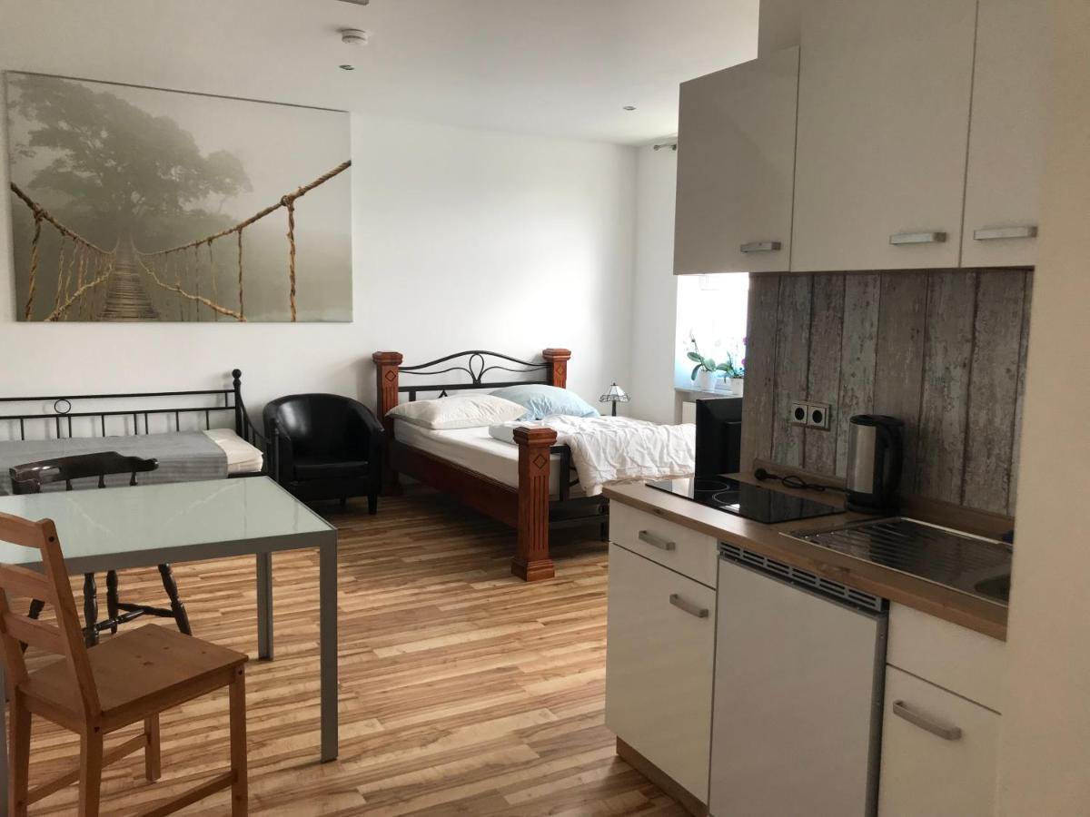 Gaestewohnung In Швелм Екстериор снимка