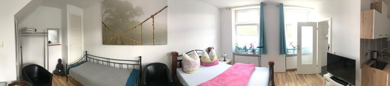Gaestewohnung In Швелм Екстериор снимка